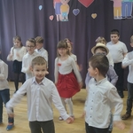 dzieci tańczą 15 conv.jpeg